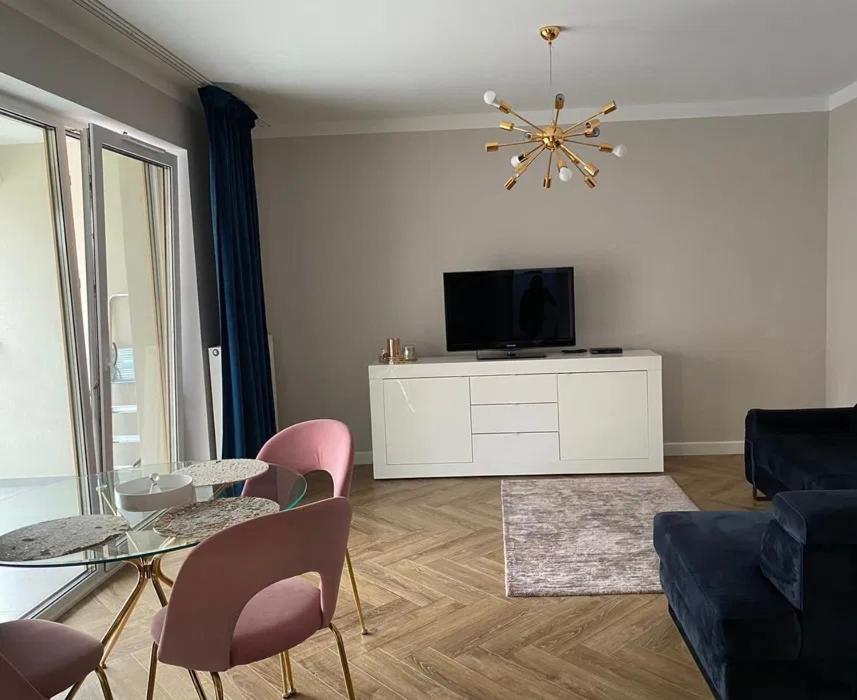 Apartment Klimatyczne Mieszkanie Na Wynajem Krotkoterminowy